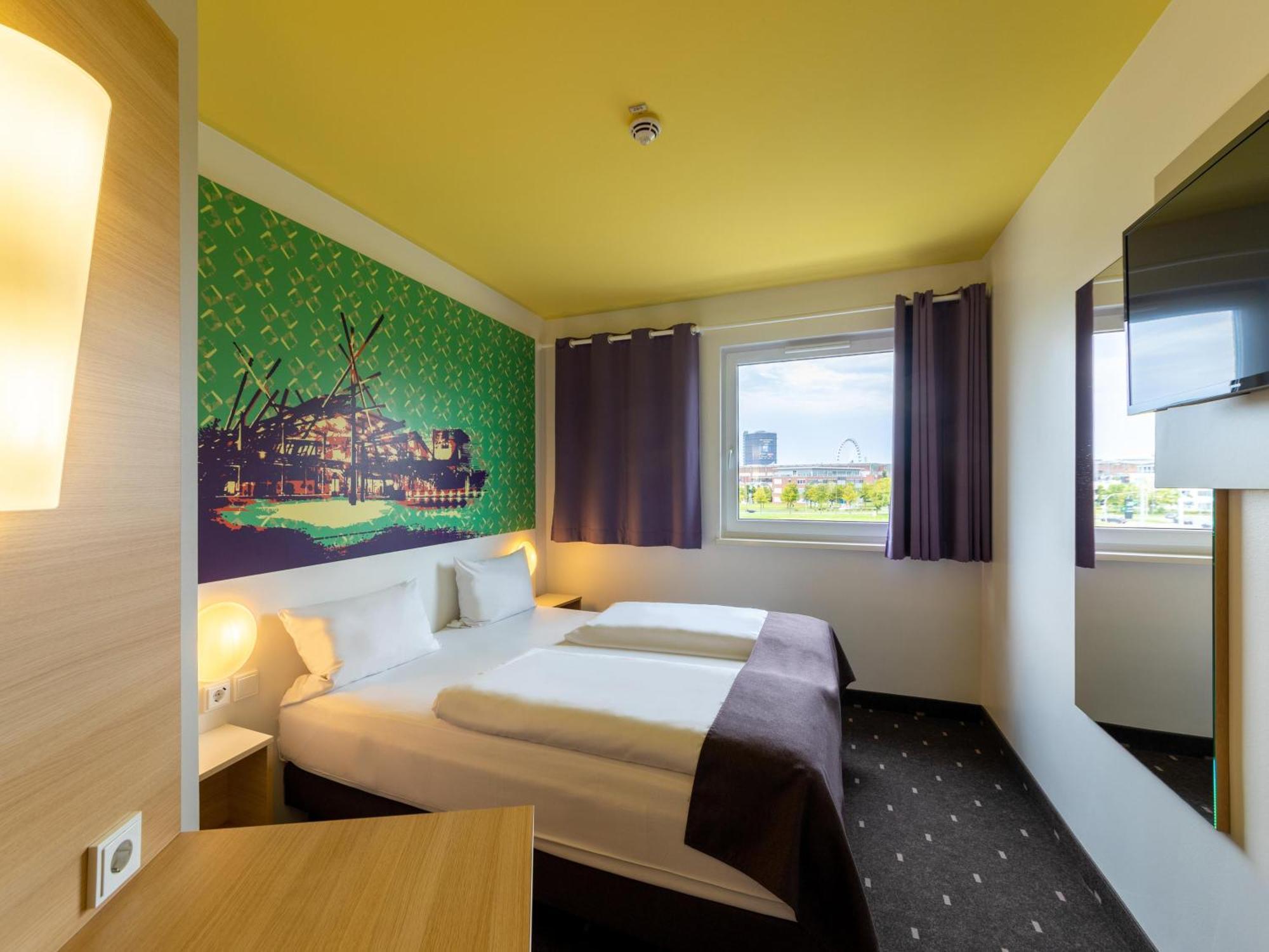 B&B Hotel Oberhausen Am Centro Exterior photo